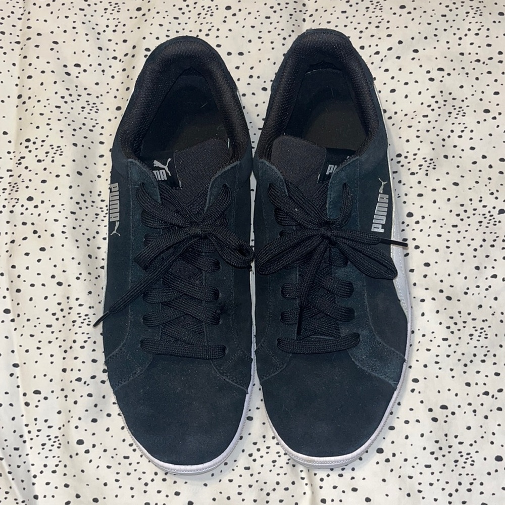Classic Black & White Pumas